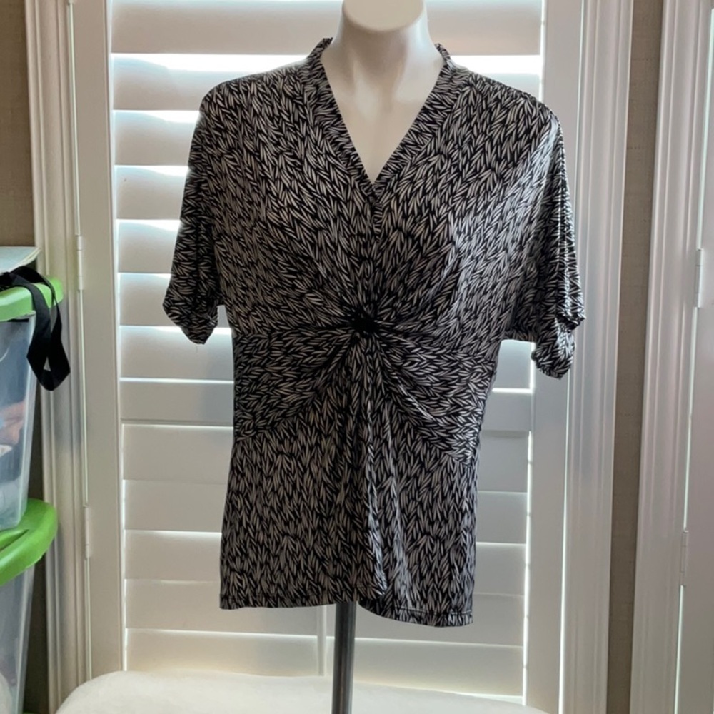 Notations Black and Gray Tie Front Blouse